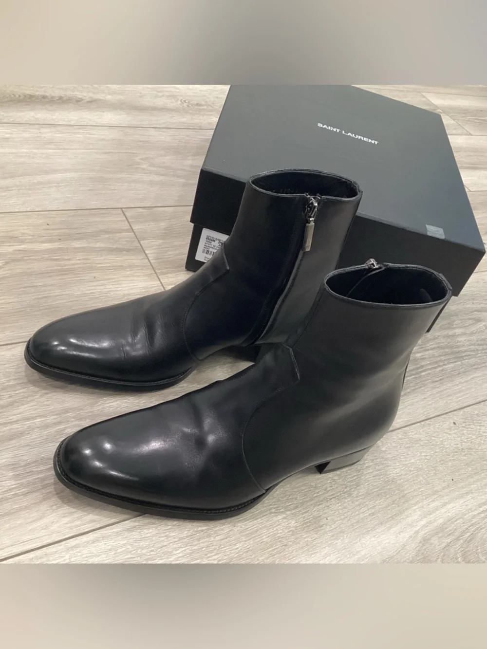 Saint Laurent Wyatt Chelsea Boots Men's 7US/40EU Black Nero Almond Toe 40 mm